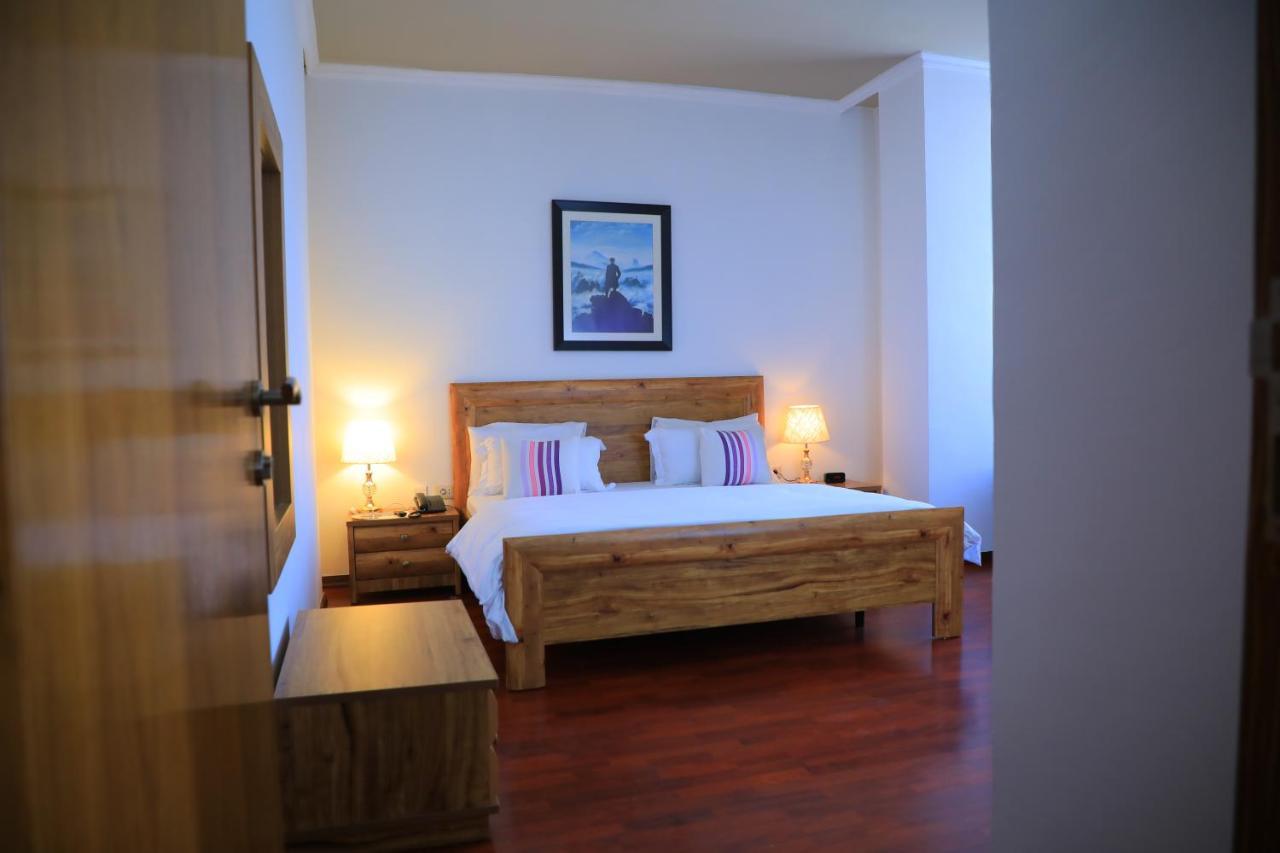 Victoria Hotel Apartment Адис Абеба Екстериор снимка
