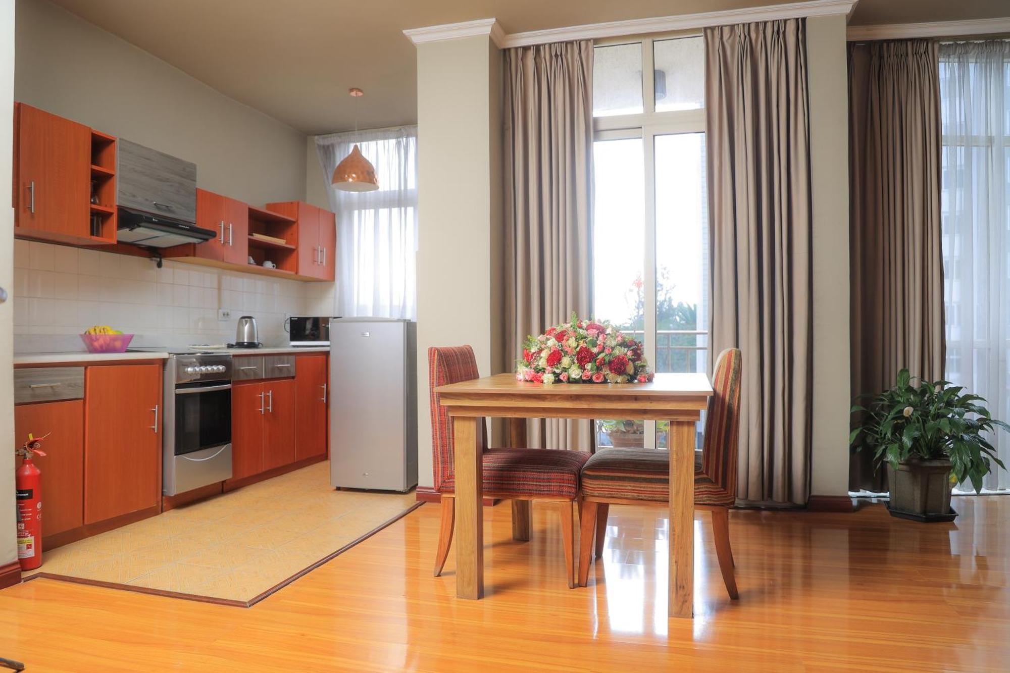 Victoria Hotel Apartment Адис Абеба Екстериор снимка